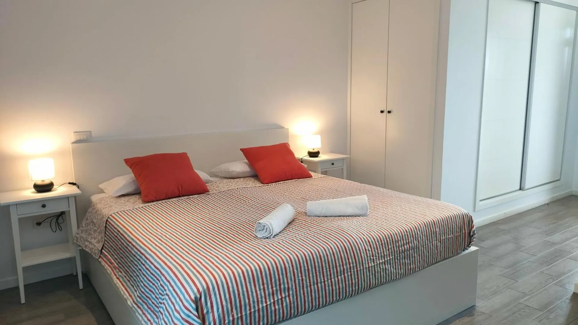 Sea Loft With A Huge Bed 0*, Icod De Los Vinos Spain